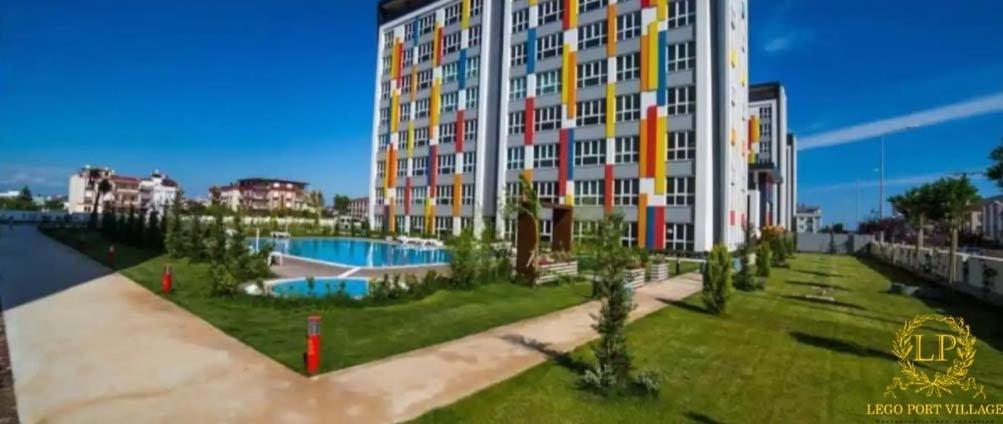 Close Airport,Mall Of Antalya Shopping Center,Tram Station Buitenkant foto